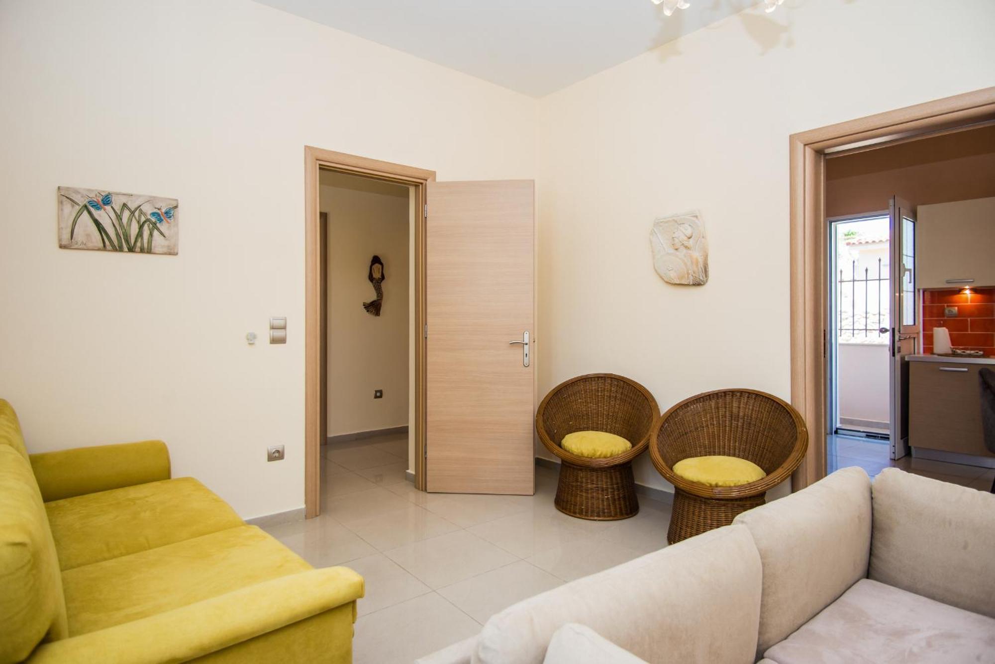 Sofia'S Delightful Apartment Аргостолион Екстериор снимка