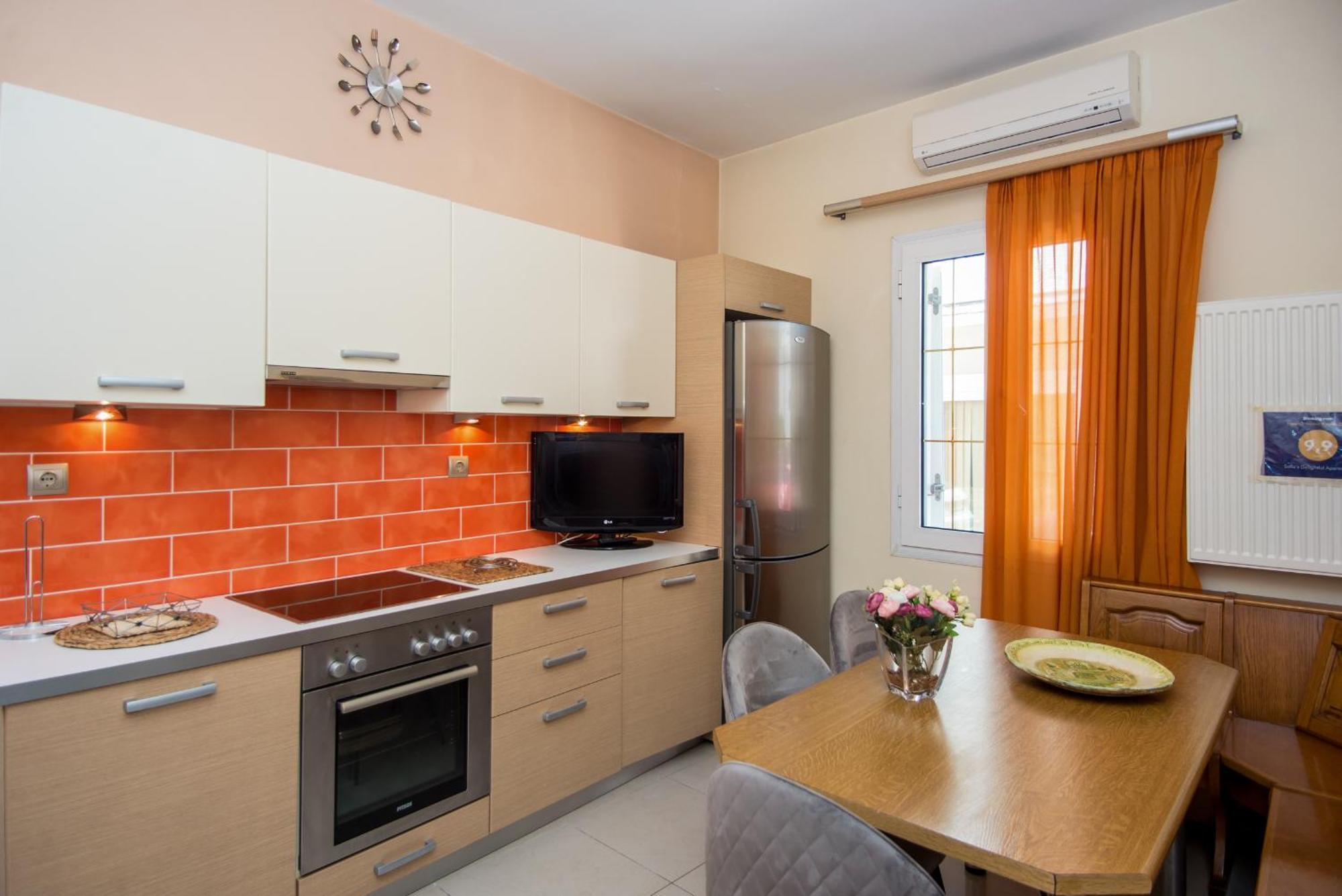 Sofia'S Delightful Apartment Аргостолион Екстериор снимка