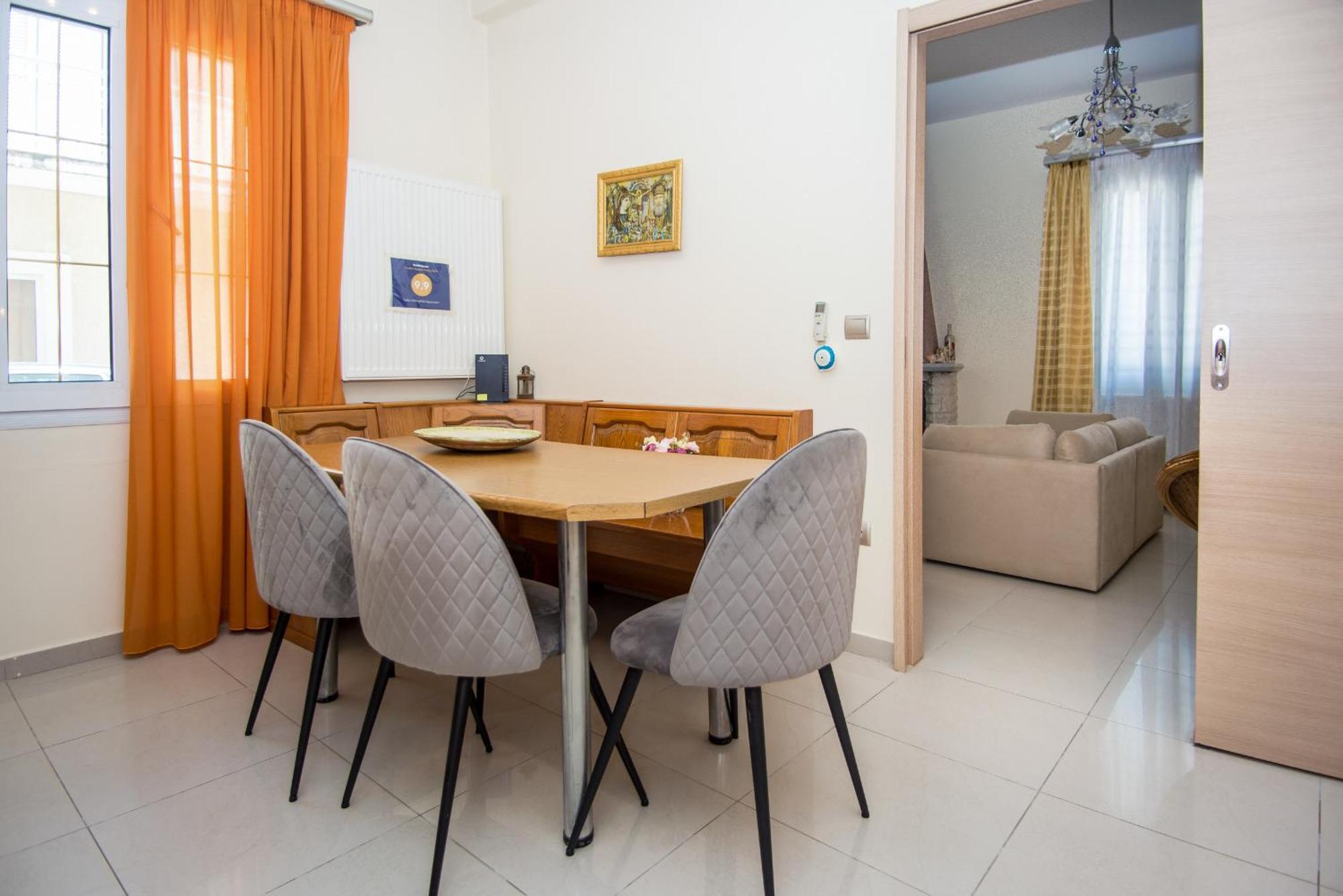 Sofia'S Delightful Apartment Аргостолион Екстериор снимка