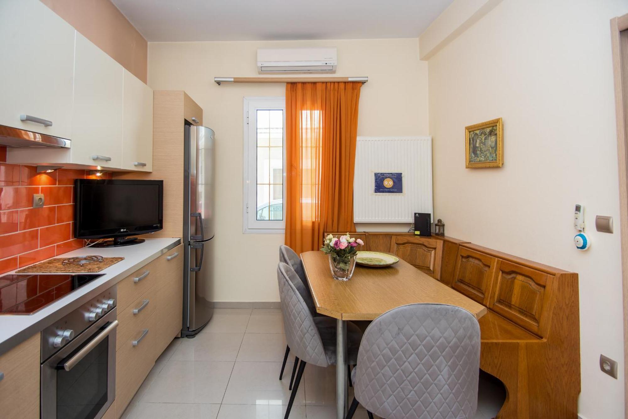 Sofia'S Delightful Apartment Аргостолион Екстериор снимка