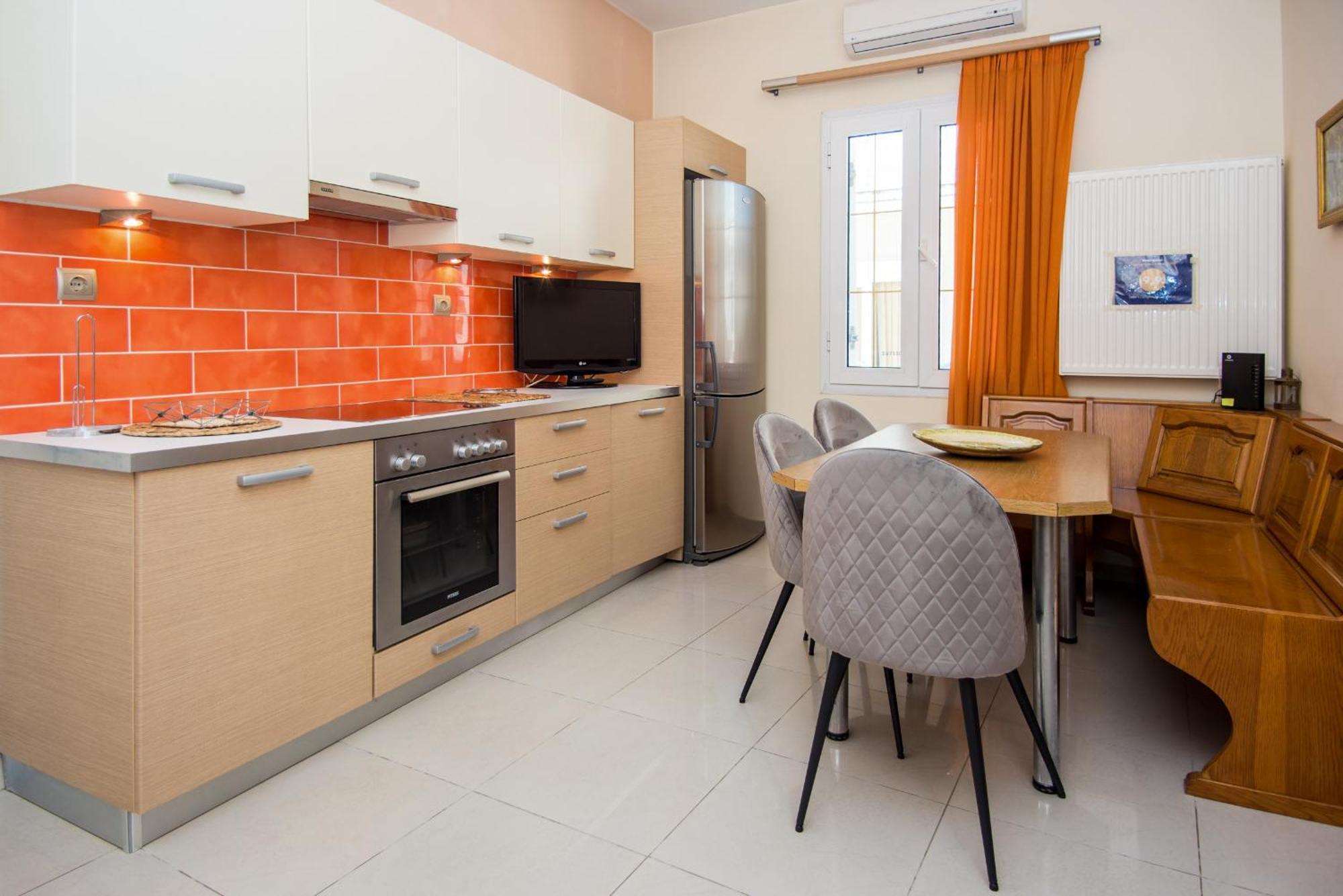 Sofia'S Delightful Apartment Аргостолион Екстериор снимка