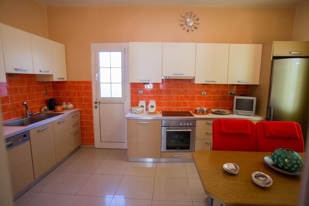 Sofia'S Delightful Apartment Аргостолион Екстериор снимка