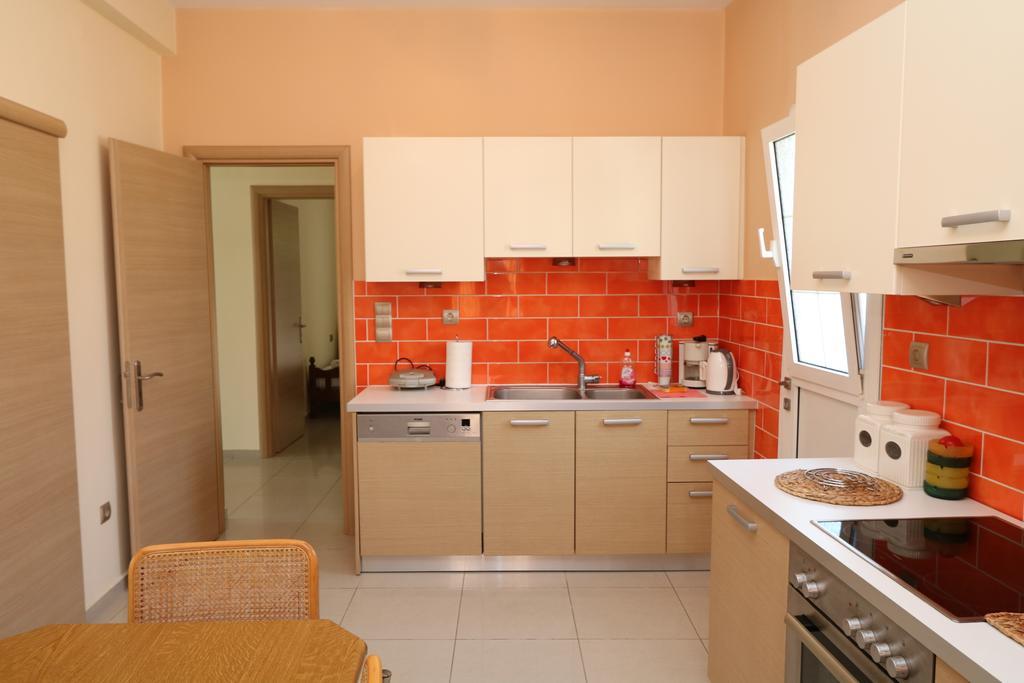 Sofia'S Delightful Apartment Аргостолион Екстериор снимка